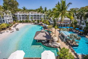 Beach Club Private Apartments Palm Cove